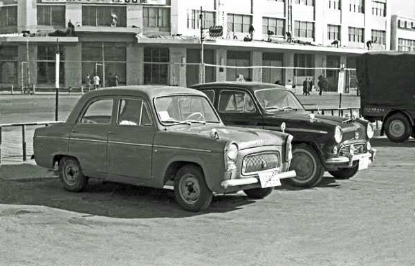 (04-4a)013-16 1958-59 Ford Prefect 100E 4dr.jpg